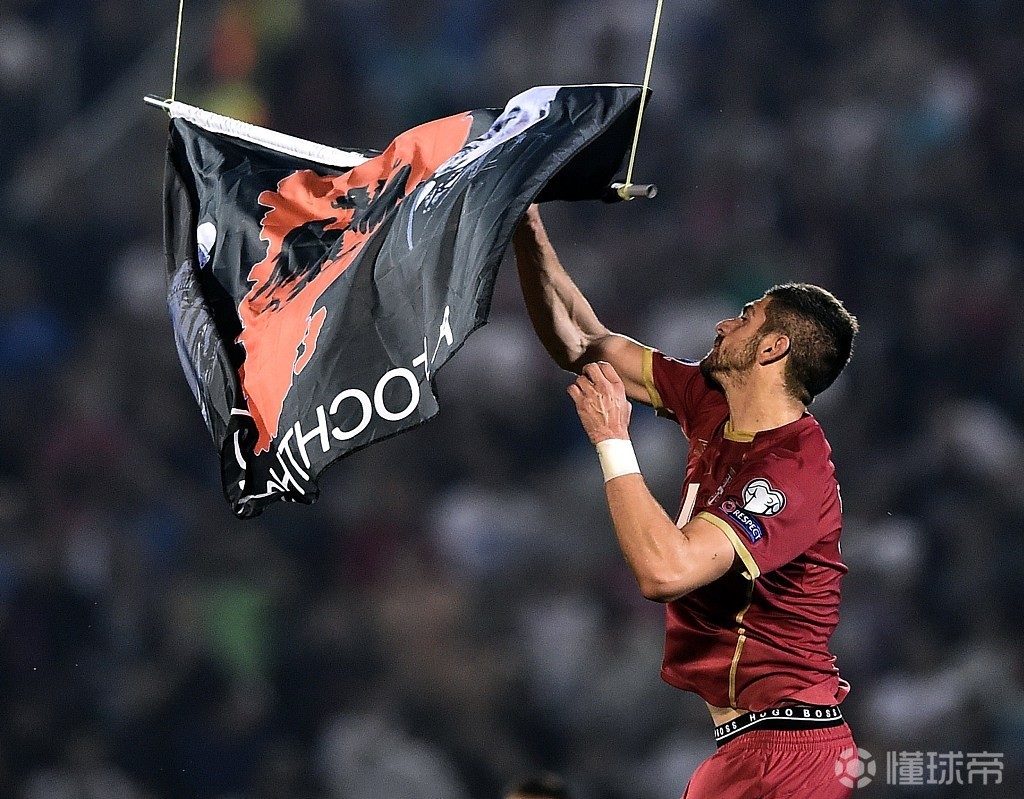 阿尔巴尼亚队险胜科索沃队突围，掌声雷动的简单介绍