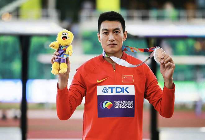 日本选手刷新跳远记录，夺冠，战绩斐然