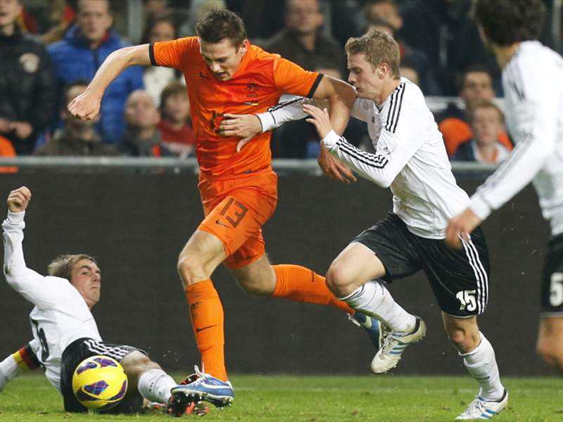 乌克兰完胜德国，穆勒带队取胜